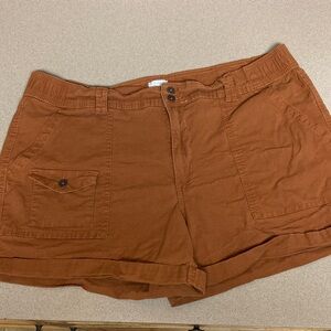 Time and Tru Women's rusty brown Cargo Shorts